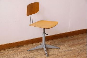 ヴィンテージ家具　ドイツ　ビンテージ　ジャンクスタイル　ファクトリーチェア(回転イス・デスクチェア)(1)