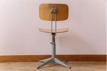 ヴィンテージ家具　ドイツ　ビンテージ　ジャンクスタイル　ファクトリーチェア(回転イス・デスクチェア)(1)