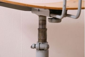 ヴィンテージ家具　ドイツ　ビンテージ　ジャンクスタイル　ファクトリーチェア(回転イス・デスクチェア)(1)