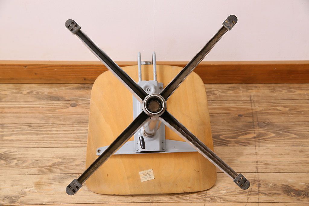 ヴィンテージ家具　ドイツ　ビンテージ　ジャンクスタイル　ファクトリーチェア(回転イス・デスクチェア)(1)