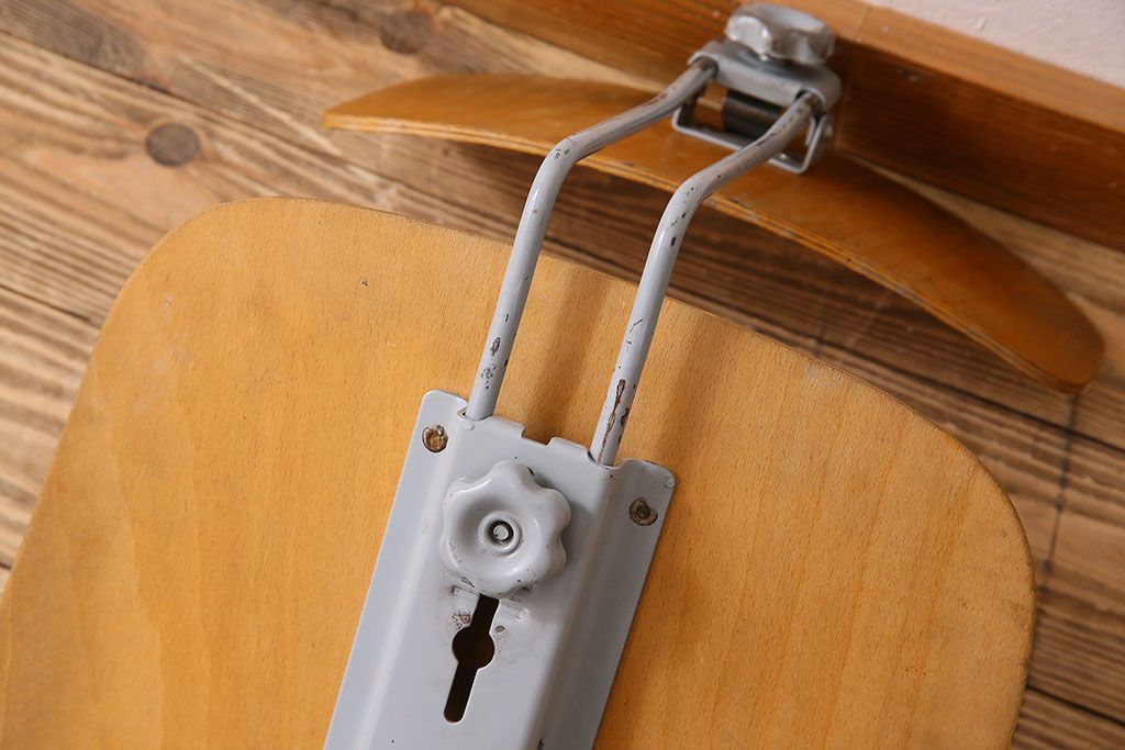 ヴィンテージ家具　ドイツ　ビンテージ　ジャンクスタイル　ファクトリーチェア(回転イス・デスクチェア)(1)