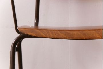 ヴィンテージ家具　ドイツビンテージ　アーム付き!プライウッドチェア(鉄脚イス)(1)