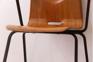 ヴィンテージ家具　ドイツビンテージ　アーム付き!プライウッドチェア(鉄脚イス)(2)