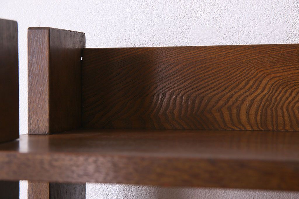 アンティーク家具　古い木製　和製アンティーク　変わり型の本棚(2)