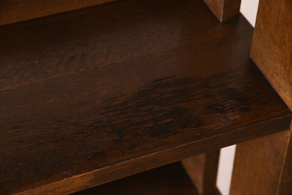 アンティーク家具　古い木製　和製アンティーク　変わり型の本棚(2)