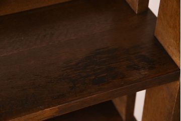 アンティーク家具　古い木製　和製アンティーク　変わり型の本棚(2)