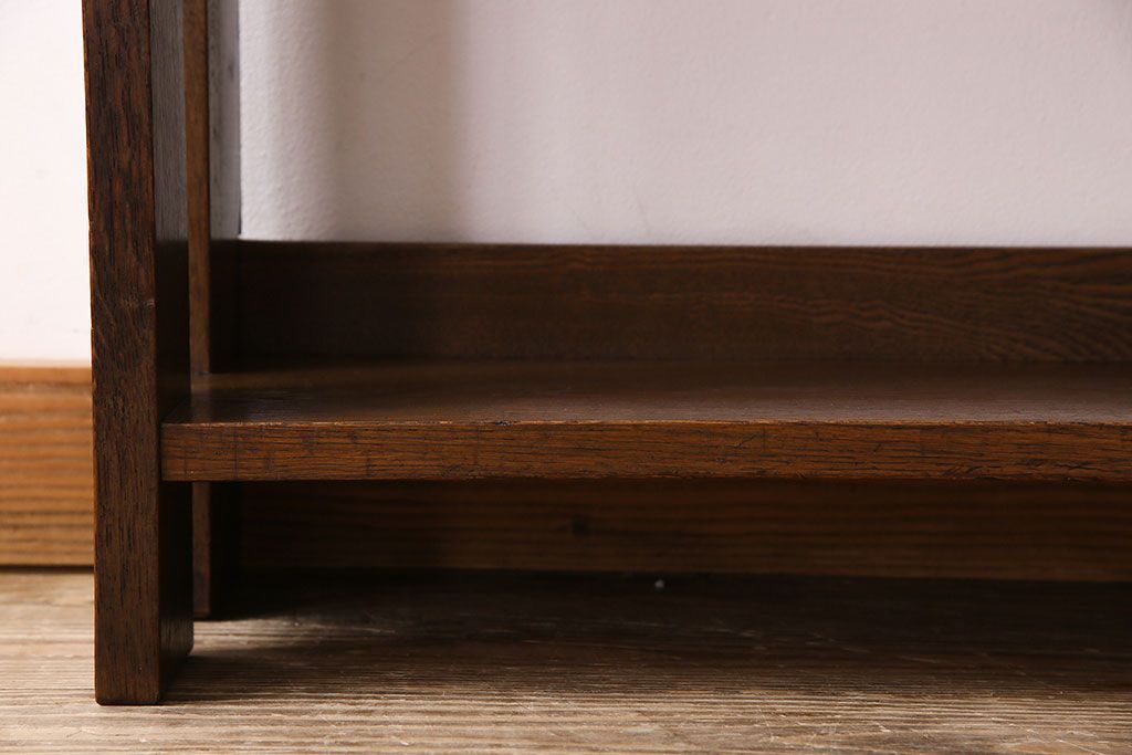 アンティーク家具　古い木製　和製アンティーク　変わり型の本棚(2)