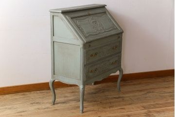 ヴィンテージ家具　フランスビンテージ　美しい彫刻入り!上質なオーク材製のライティングビューロー(2)