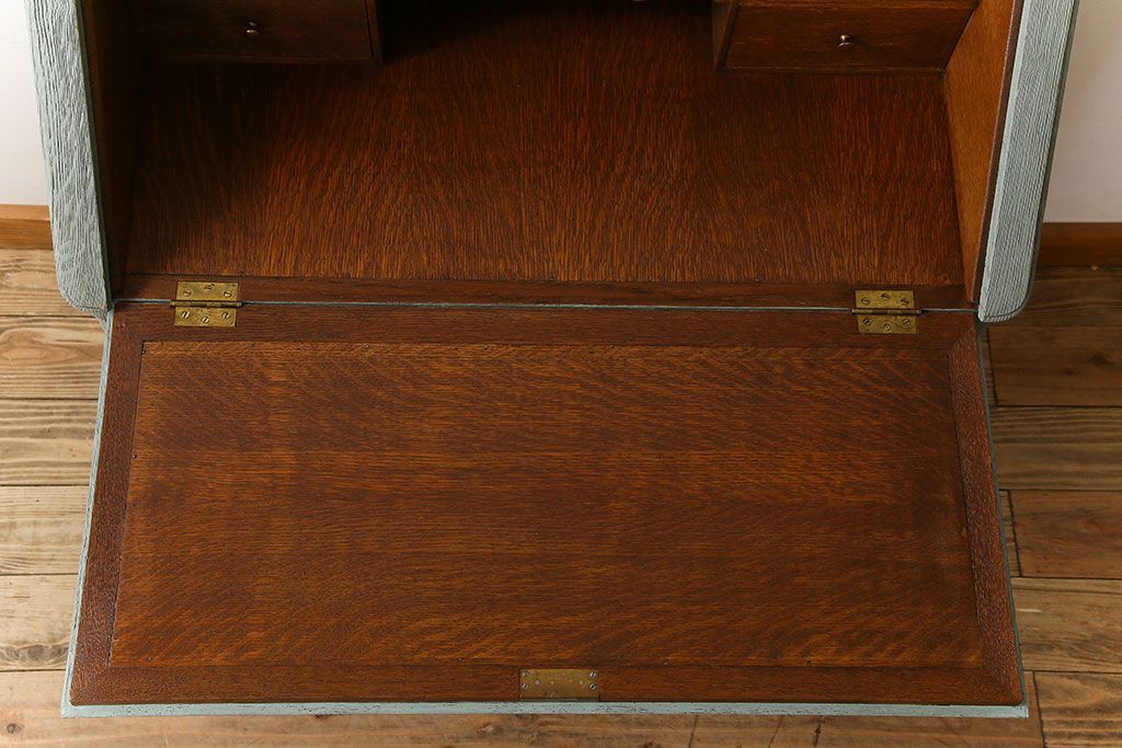 ヴィンテージ家具　フランスビンテージ　美しい彫刻入り!上質なオーク材製のライティングビューロー(2)