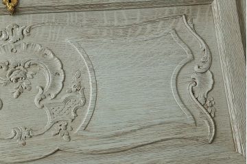 ヴィンテージ家具　フランスビンテージ　美しい彫刻入り!上質なオーク材製のライティングビューロー(2)