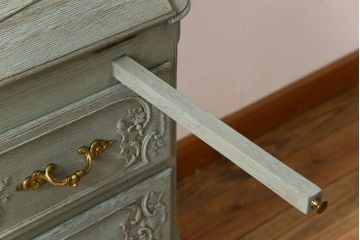 ヴィンテージ家具　フランスビンテージ　美しい彫刻入り!上質なオーク材製のライティングビューロー(2)