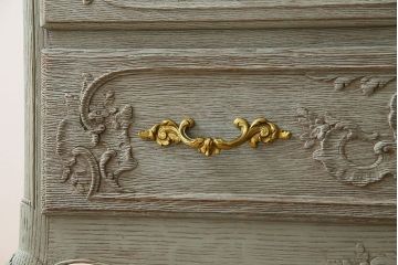 ヴィンテージ家具　フランスビンテージ　美しい彫刻入り!上質なオーク材製のライティングビューロー(2)