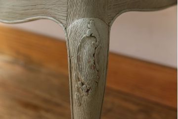 ヴィンテージ家具　フランスビンテージ　美しい彫刻入り!上質なオーク材製のライティングビューロー(2)