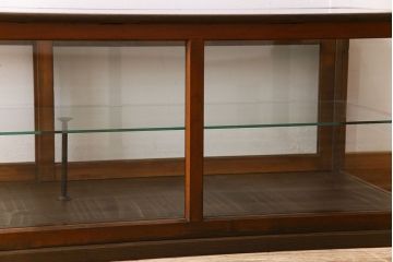 アンティーク家具　古い木のアンティークガラスケース(ショーケース)　ロータイプ(2)