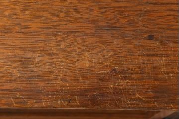 アンティーク家具　アンティーク　モールガラス引き戸のシンプルで小さなローボード(収納棚)