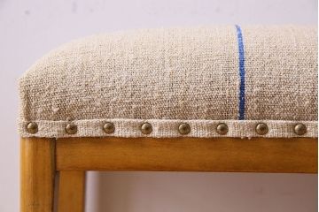 アンティーク家具　ナラ材　古い木製のクッション座面丸スツール