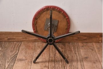 ヴィンテージ家具　イギリスビンテージ　当時物合皮のシャビーな回転椅子(スツール)(1)