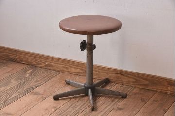 ヴィンテージ家具　イギリスビンテージ　当時物合皮のシャビーな回転椅子(スツール)(2)
