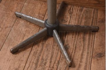 ヴィンテージ家具　イギリスビンテージ　当時物合皮のシャビーな回転椅子(スツール)(2)