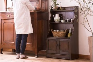 ヴィンテージ家具　ERCOL(アーコール)　イギリスビンテージ　オールドコロニアル　カップボードブックケース(本棚)