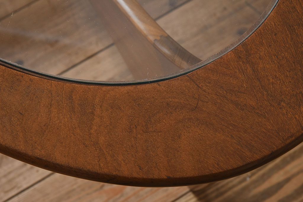 ヴィンテージ家具　G-plan(ジープラン)　北欧ビンテージ　チーク材　ガラストップオーバルテーブル(センターテーブル・コーヒーテーブル)