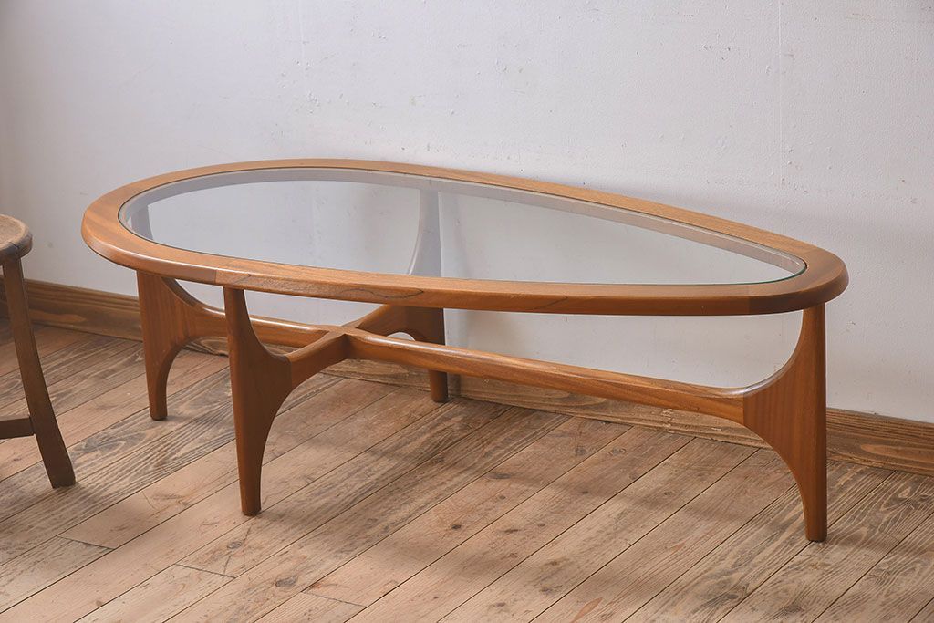 ヴィンテージ家具　北欧ビンテージ　変わり型　ガラストップセンターテーブル