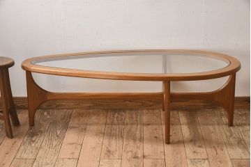 ヴィンテージ家具　北欧ビンテージ　変わり型　ガラストップセンターテーブル
