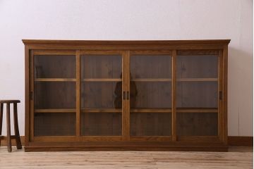 アンティーク家具　和製アンティーク　オーク材製!四枚引き戸のシンプルなガラス戸棚(収納棚・サイドボード)