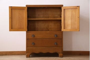 ヴィンテージ家具　1940年　イギリスビンテージ　オーク材製の杢目が美しいチェスト(引き出し)