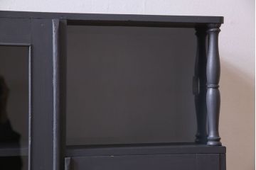 レトロ家具　昭和レトロ　クリアガラスとダイヤガラスのお洒落なアンティークペイント本箱(ブックケース)