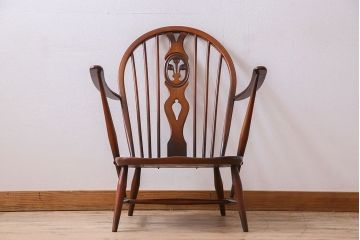 ヴィンテージ家具　イギリスビンテージ　アーコールのイージーチェア