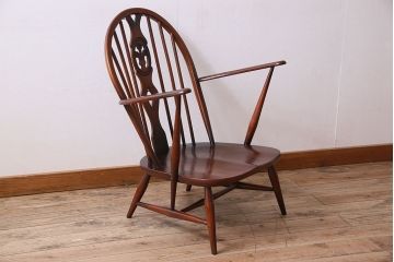 ヴィンテージ家具　イギリスビンテージ　アーコールのイージーチェア