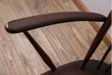 ヴィンテージ家具　イギリスビンテージ　アーコールのイージーチェア