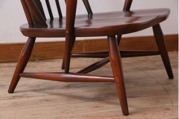 ヴィンテージ家具　イギリスビンテージ　アーコールのイージーチェア