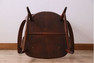 ヴィンテージ家具　イギリスビンテージ　アーコールのイージーチェア