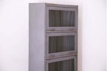 アンティーク家具　海外アンティーク　シャビーな佇まいがお洒落なメタルシェルフ(収納棚)