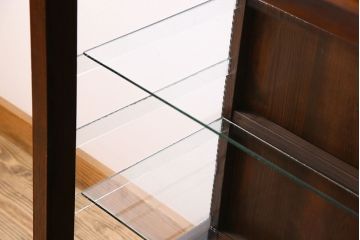 アンティーク家具　ラフジュ工房オリジナルステンドグラス　大正ロマン　栗材製　結霜ガラス!ステンドグラスと当時物の色ガラスが美しい和製アンティークのガラスケース(ショーケース)