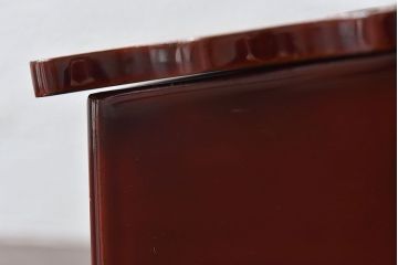 アンティーク雑貨　和製アンティーク　昭和期　漆が美しい和風小物入れ(漆器)