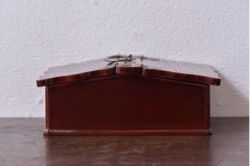 アンティーク雑貨　和製アンティーク　昭和期　漆が美しい和風小物入れ(漆器)