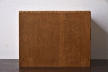 アンティーク家具　ネームプレート付き!ナラ材製の小さなアンティーク小引き出し