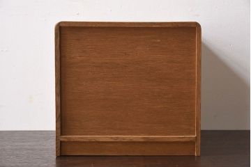アンティーク家具　ネームプレート付き!ナラ材製の小さなアンティーク小引き出し