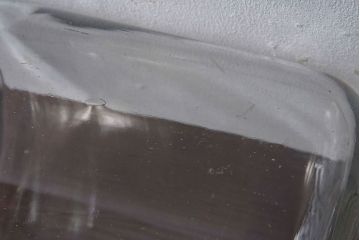 アンティーク雑貨　昭和レトロ　アンティークの蓋付きガラス瓶大小2個セット