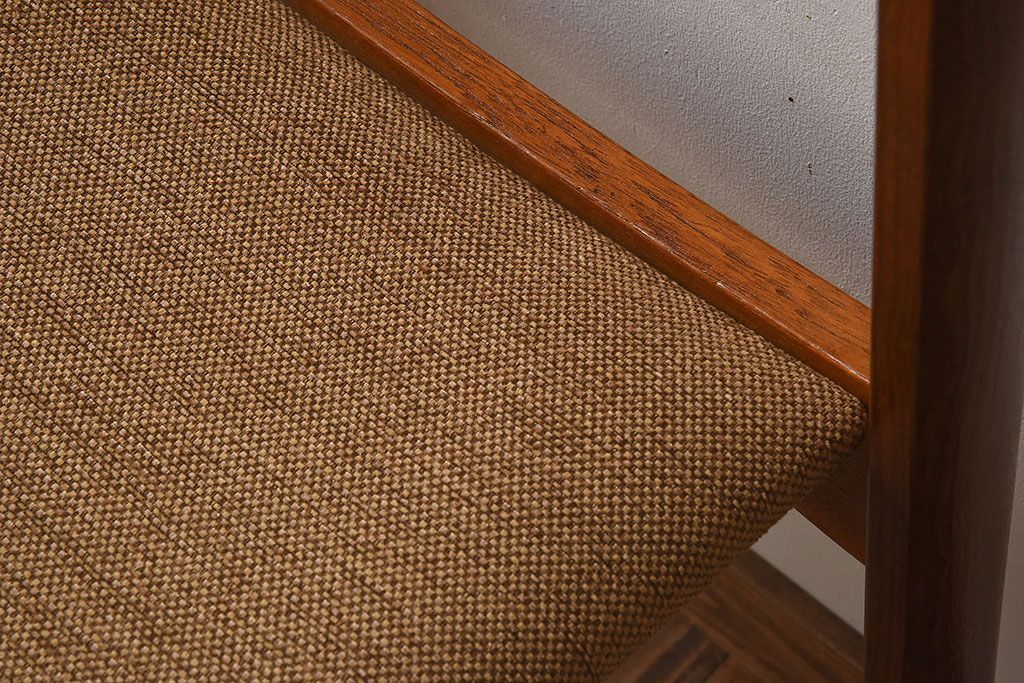 北欧家具　フィンランドASKO製　チーク材　ダイニングチェア(クッション座面チェア)(2)