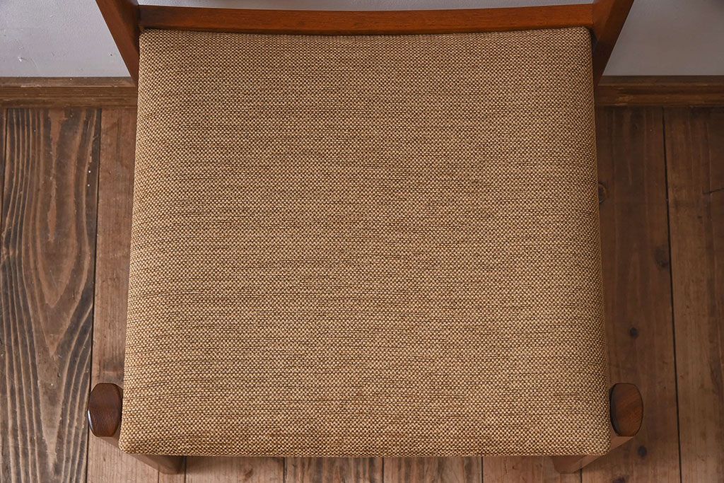 北欧家具　フィンランドASKO製　チーク材　ダイニングチェア(クッション座面チェア)(3)