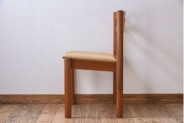 北欧家具　フィンランドASKO製 チーク材のナチュラルなダイニングチェア(クッション座面チェア)