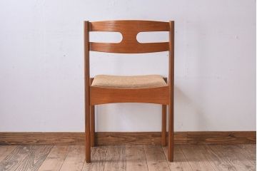 北欧家具　フィンランドASKO製 チーク材のナチュラルなダイニングチェア(クッション座面チェア)