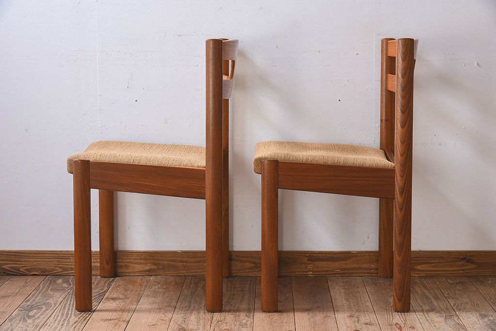 北欧家具　フィンランドASKO製 チーク材のナチュラルなダイニングチェア2脚セット(クッション座面チェア)