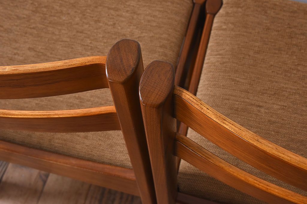 北欧家具　フィンランドASKO製 チーク材のナチュラルなダイニングチェア2脚セット(クッション座面チェア)