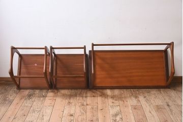 ヴィンテージ家具　北欧ビンテージ　G-PLAN(ジープラン)　チーク材　洗練されたデザインがおしゃれなネストテーブル(2)