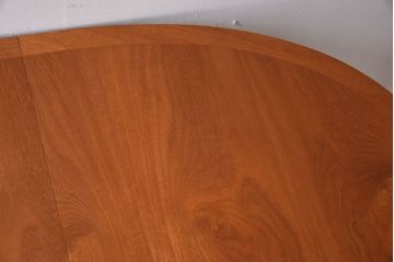 ヴィンテージ家具　北欧ビンテージ　G-PLAN(ジープラン)　チーク材製　木のぬくもりとスタイリッシュなデザインがお洒落なエクステンションテーブル